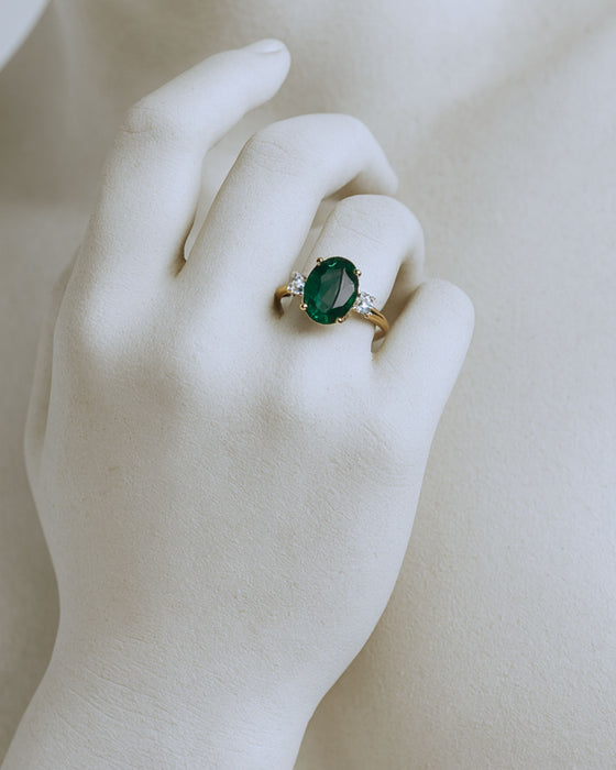 Emerald Heirloom 10K Gold Ring