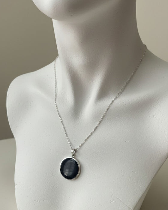 Eclipse Noor Black Agate Pendant