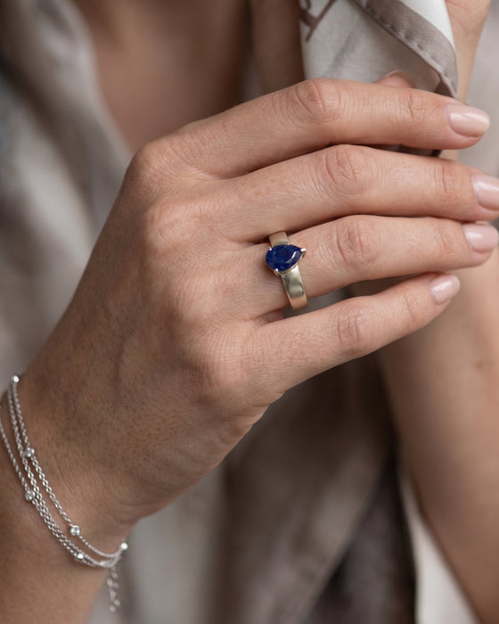 Sapphire Dune Lapis Ring