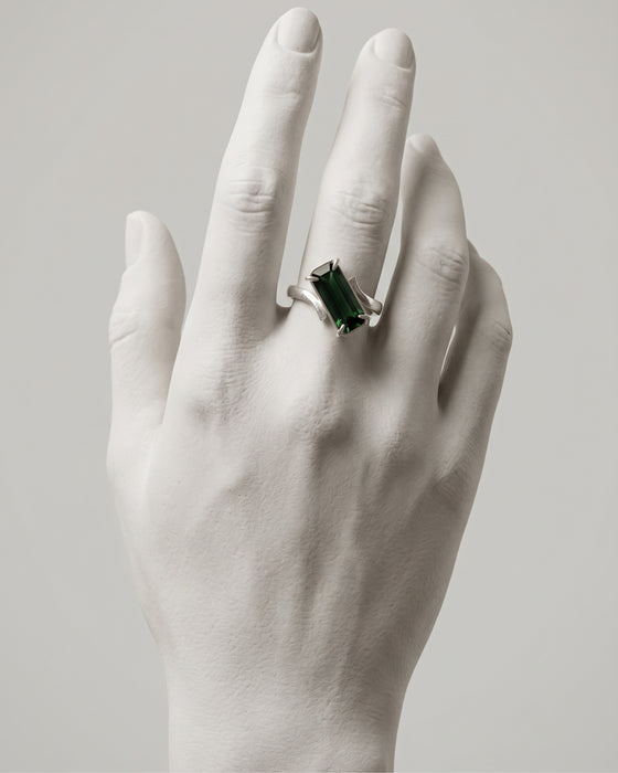 Verdara Sculpted Emerald Ring