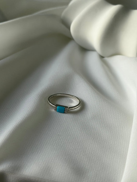 SkyLine Turquoise Bar Silver Ring