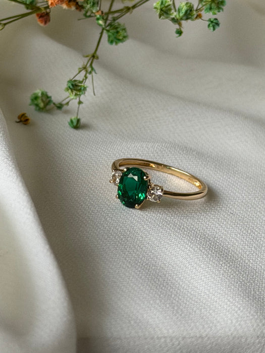 Emerald Heirloom 10K Gold Ring