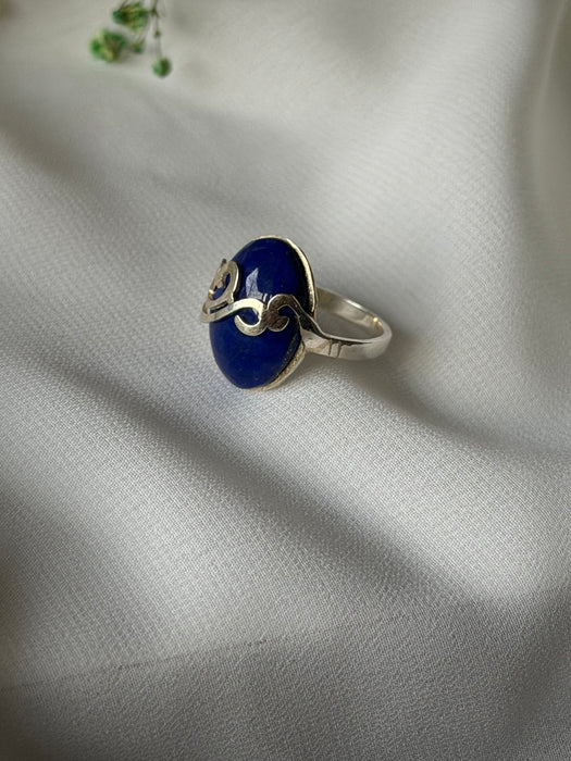 Safira Crest Afghan Lapis Ring